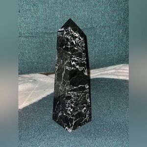 Genuine Marable/Onyx Crystal Tower
